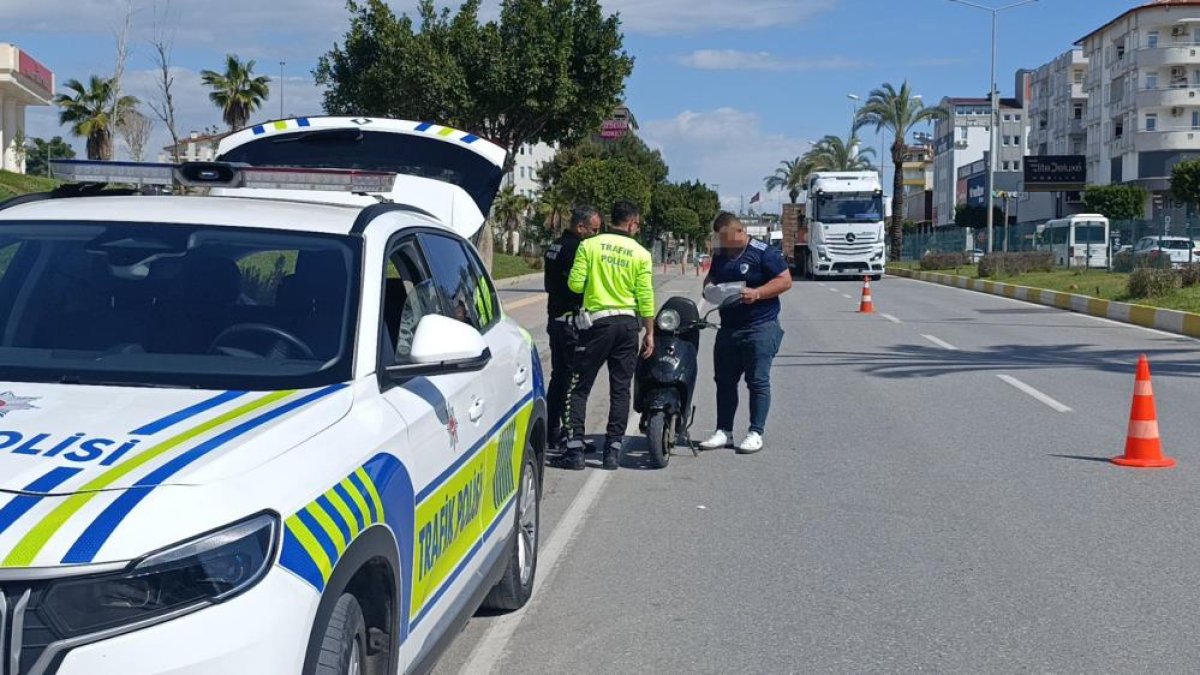 Antalya'da elektrikli bisiklet sürücüsüne 126 bin TL ceza